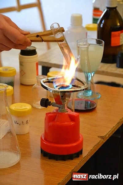 Zdjęcie w galerii na portalu naszraciborz.pl: Spotkanie z alchemikiem zainaugurowało Zamkową Zimową Akademię Nauki 2015  wiadomości z regionu