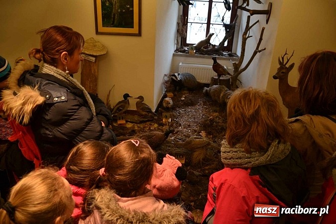 Zdjęcie w galerii na portalu naszraciborz.pl: Spotkanie z alchemikiem zainaugurowało Zamkową Zimową Akademię Nauki 2015  wiadomości z regionu