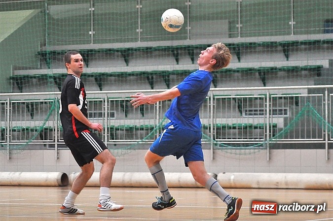 Zdjęcie w galerii na portalu naszraciborz.pl: Nowy mistrz rozgromiony przez Harpagany wiadomości z regionu