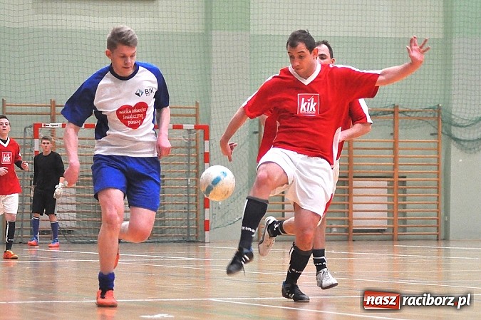 Zdjęcie w galerii na portalu naszraciborz.pl: Nowy mistrz rozgromiony przez Harpagany wiadomości z regionu