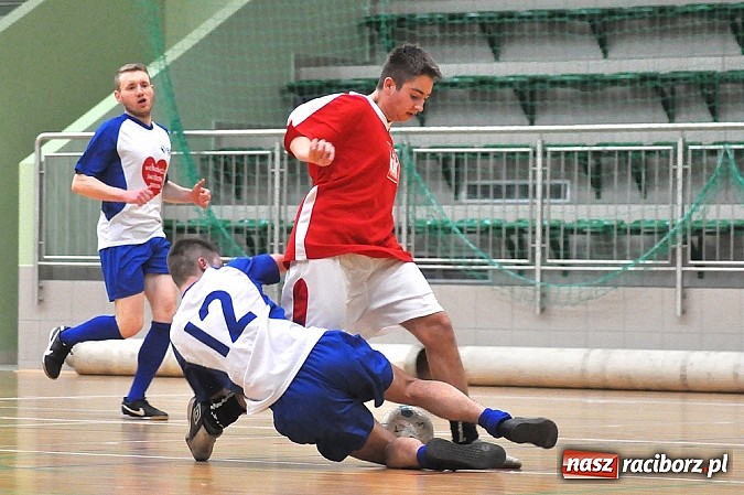 Zdjęcie w galerii na portalu naszraciborz.pl: Nowy mistrz rozgromiony przez Harpagany wiadomości z regionu