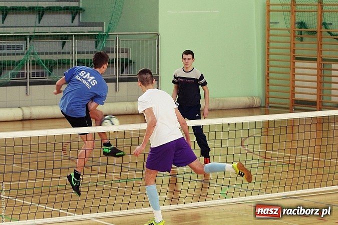 Zdjęcie w galerii na portalu naszraciborz.pl: Siatkonoga na Arenie Rafako wiadomości z regionu