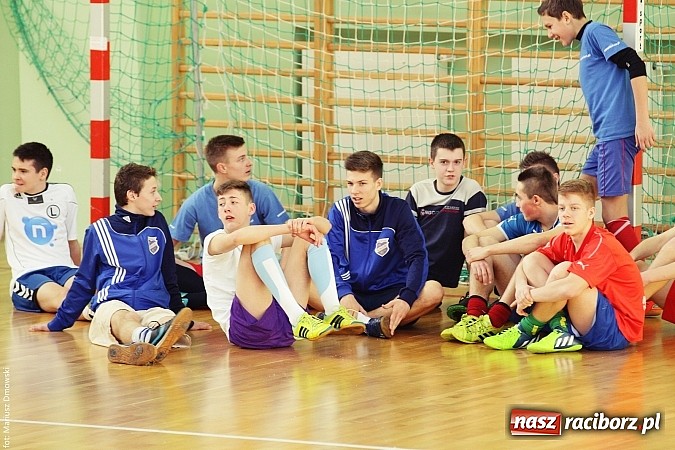 Zdjęcie w galerii na portalu naszraciborz.pl: Siatkonoga na Arenie Rafako wiadomości z regionu