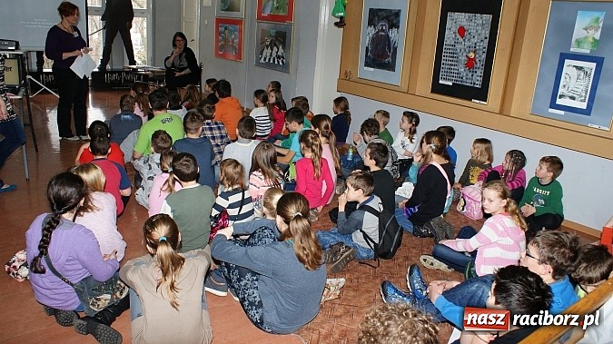 Zdjęcie w galerii na portalu naszraciborz.pl: Magiczne ferie z biblioteką. Warsztaty z Mangi i Anime wiadomości z regionu