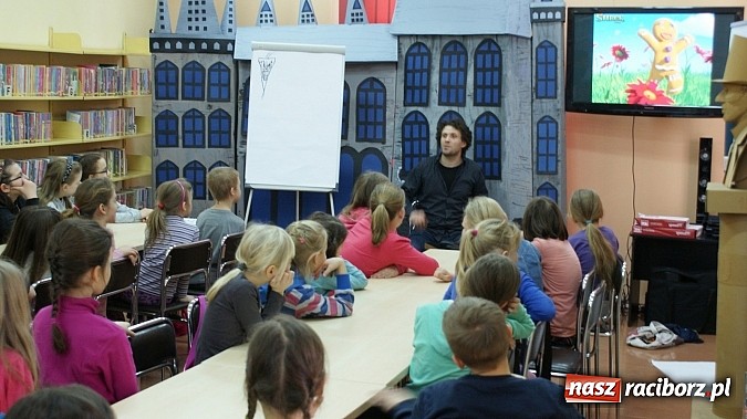 Zdjęcie w galerii na portalu naszraciborz.pl: Magiczne ferie z biblioteką. Warsztaty z Mangi i Anime wiadomości z regionu