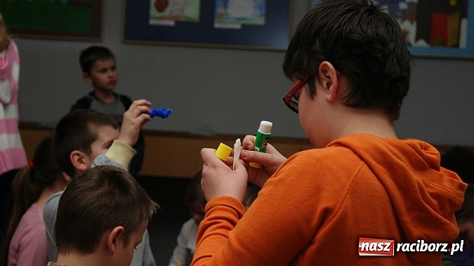 Zdjęcie w galerii na portalu naszraciborz.pl: Magiczne ferie z biblioteką. Warsztaty z Mangi i Anime wiadomości z regionu