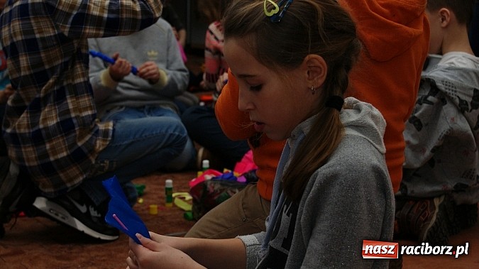 Zdjęcie w galerii na portalu naszraciborz.pl: Magiczne ferie z biblioteką. Warsztaty z Mangi i Anime wiadomości z regionu