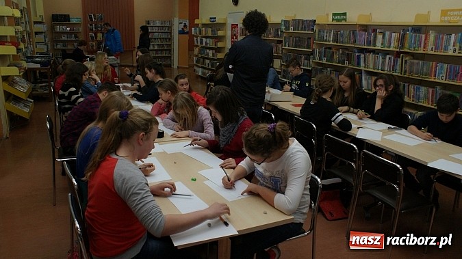 Zdjęcie w galerii na portalu naszraciborz.pl: Magiczne ferie z biblioteką. Warsztaty z Mangi i Anime wiadomości z regionu