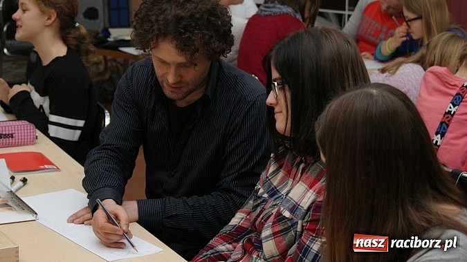 Zdjęcie w galerii na portalu naszraciborz.pl: Magiczne ferie z biblioteką. Warsztaty z Mangi i Anime wiadomości z regionu
