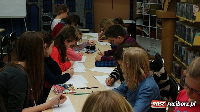 Zdjęcie w galerii na portalu naszraciborz.pl: Magiczne ferie z biblioteką. Warsztaty z Mangi i Anime wiadomości z regionu