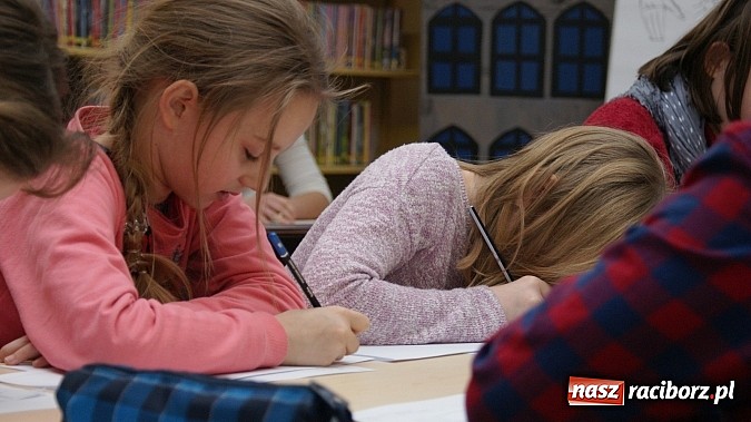 Zdjęcie w galerii na portalu naszraciborz.pl: Magiczne ferie z biblioteką. Warsztaty z Mangi i Anime wiadomości z regionu