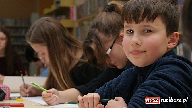 Zdjęcie w galerii na portalu naszraciborz.pl: Magiczne ferie z biblioteką. Warsztaty z Mangi i Anime wiadomości z regionu