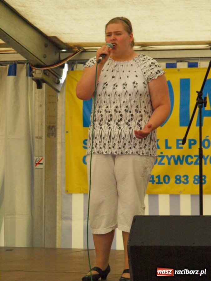 Zdjęcie w galerii na portalu naszraciborz.pl: Dni Krzanowic: UKS zbiera na II ligę wiadomości z regionu