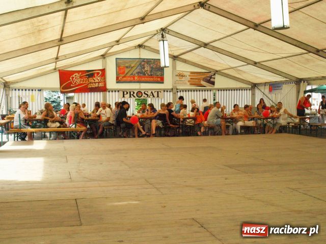 Zdjęcie w galerii na portalu naszraciborz.pl: Dni Krzanowic: UKS zbiera na II ligę wiadomości z regionu