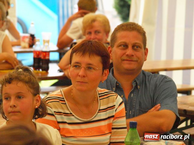 Zdjęcie w galerii na portalu naszraciborz.pl: Dni Krzanowic: UKS zbiera na II ligę wiadomości z regionu