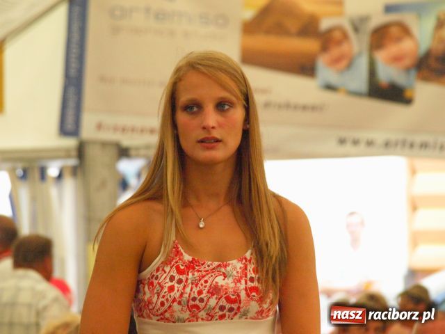 Zdjęcie w galerii na portalu naszraciborz.pl: Dni Krzanowic: UKS zbiera na II ligę wiadomości z regionu