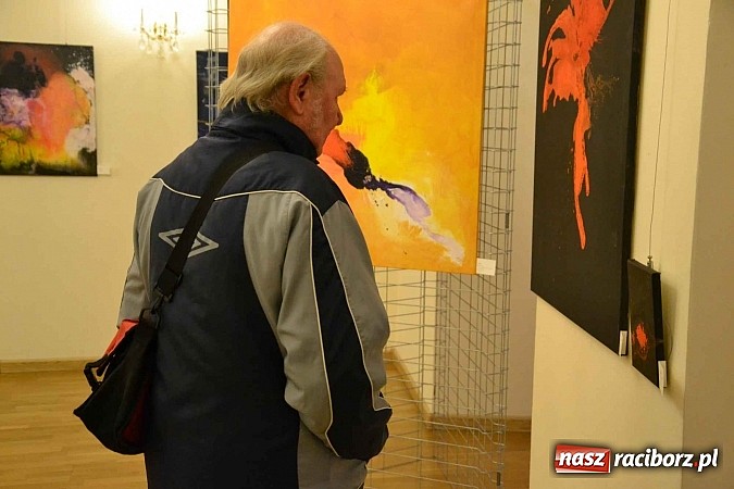 Zdjęcie w galerii na portalu naszraciborz.pl: Metapsychiczne Treści - na zamku otwarto nową wystawę wiadomości z regionu