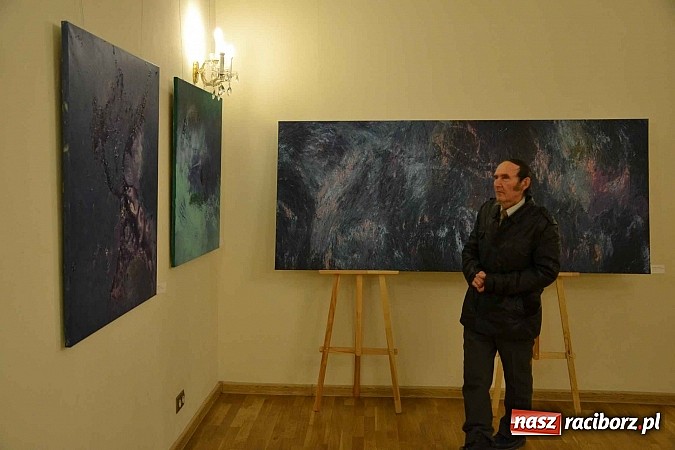 Zdjęcie w galerii na portalu naszraciborz.pl: Metapsychiczne Treści - na zamku otwarto nową wystawę wiadomości z regionu