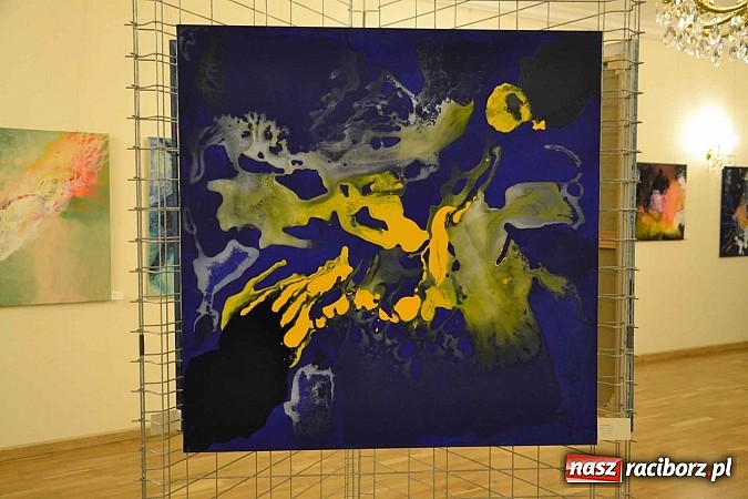 Zdjęcie w galerii na portalu naszraciborz.pl: Metapsychiczne Treści - na zamku otwarto nową wystawę wiadomości z regionu