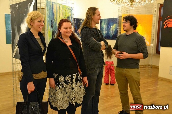 Zdjęcie w galerii na portalu naszraciborz.pl: Metapsychiczne Treści - na zamku otwarto nową wystawę wiadomości z regionu