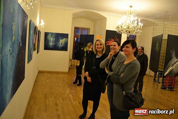 Zdjęcie w galerii na portalu naszraciborz.pl: Metapsychiczne Treści - na zamku otwarto nową wystawę wiadomości z regionu