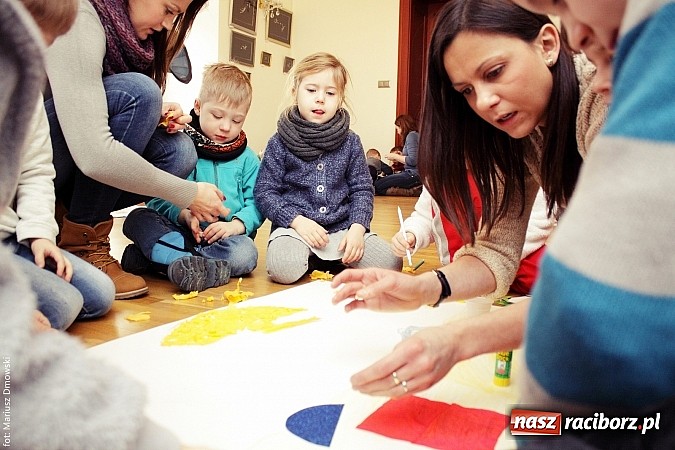 Zdjęcie w galerii na portalu naszraciborz.pl: Studio fryzjerskie oraz kącik plastyczny na Zamku Piastowskim wiadomości z regionu