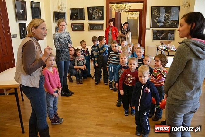 Zdjęcie w galerii na portalu naszraciborz.pl: Studio fryzjerskie oraz kącik plastyczny na Zamku Piastowskim wiadomości z regionu