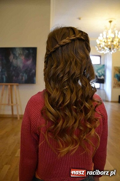 Zdjęcie w galerii na portalu naszraciborz.pl: Studio fryzjerskie oraz kącik plastyczny na Zamku Piastowskim wiadomości z regionu