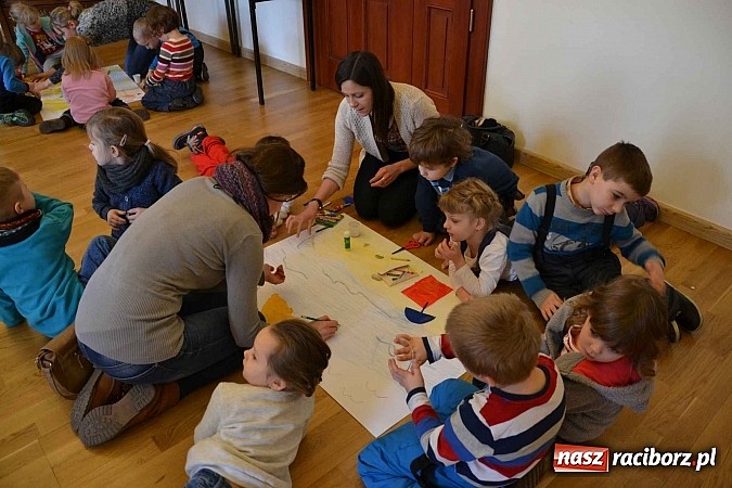 Zdjęcie w galerii na portalu naszraciborz.pl: Studio fryzjerskie oraz kącik plastyczny na Zamku Piastowskim wiadomości z regionu