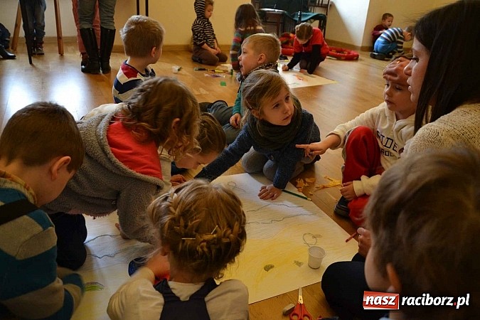 Zdjęcie w galerii na portalu naszraciborz.pl: Studio fryzjerskie oraz kącik plastyczny na Zamku Piastowskim wiadomości z regionu