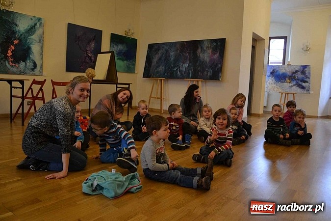 Zdjęcie w galerii na portalu naszraciborz.pl: Studio fryzjerskie oraz kącik plastyczny na Zamku Piastowskim wiadomości z regionu