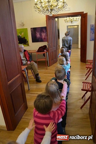 Zdjęcie w galerii na portalu naszraciborz.pl: Studio fryzjerskie oraz kącik plastyczny na Zamku Piastowskim wiadomości z regionu