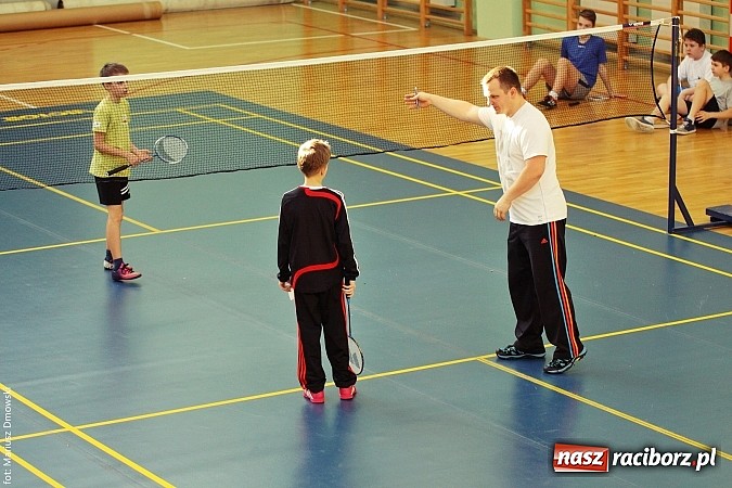 Zdjęcie w galerii na portalu naszraciborz.pl: Turniej badmintona na Arenie Rafako wiadomości z regionu