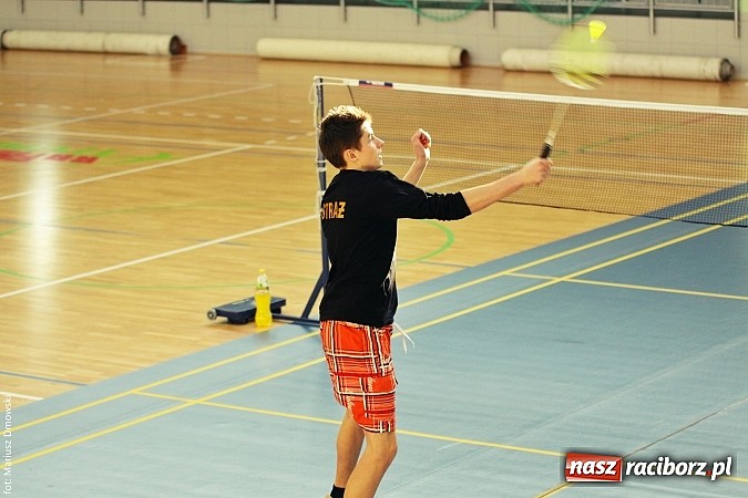 Zdjęcie w galerii na portalu naszraciborz.pl: Turniej badmintona na Arenie Rafako wiadomości z regionu