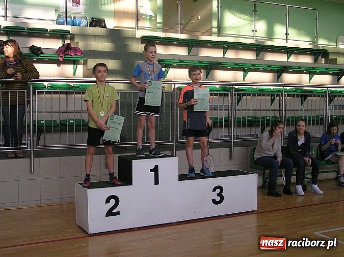 Zdjęcie w galerii na portalu naszraciborz.pl: Turniej badmintona na Arenie Rafako wiadomości z regionu