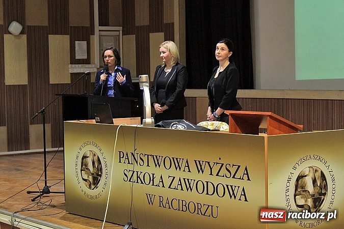 Zdjęcie w galerii na portalu naszraciborz.pl: Korzystajmy ze swoich praw - wykład otwarty dr Beaty Kozickiej wiadomości z regionu