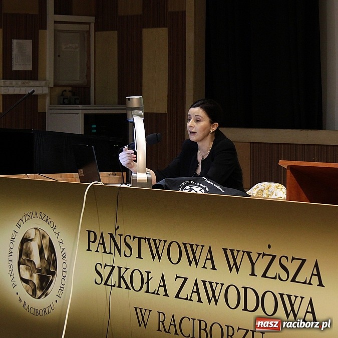 Zdjęcie w galerii na portalu naszraciborz.pl: Korzystajmy ze swoich praw - wykład otwarty dr Beaty Kozickiej wiadomości z regionu