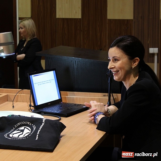 Zdjęcie w galerii na portalu naszraciborz.pl: Korzystajmy ze swoich praw - wykład otwarty dr Beaty Kozickiej wiadomości z regionu