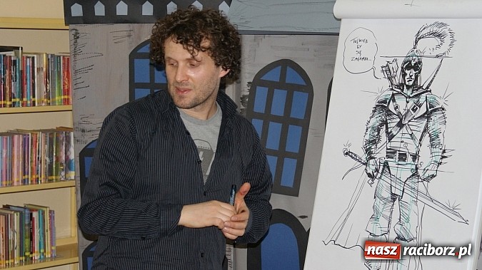 Zdjęcie w galerii na portalu naszraciborz.pl: W książnicy ujawniono tajniki grafiki koncepcyjnej, bez której nie powstałyby ani Gwiezdne wojny wiadomości z regionu