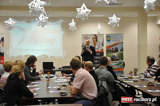 Zdjęcie w galerii na portalu naszraciborz.pl: Akademia biznesu dotarła do Pietrowic Wlk. wiadomości z regionu