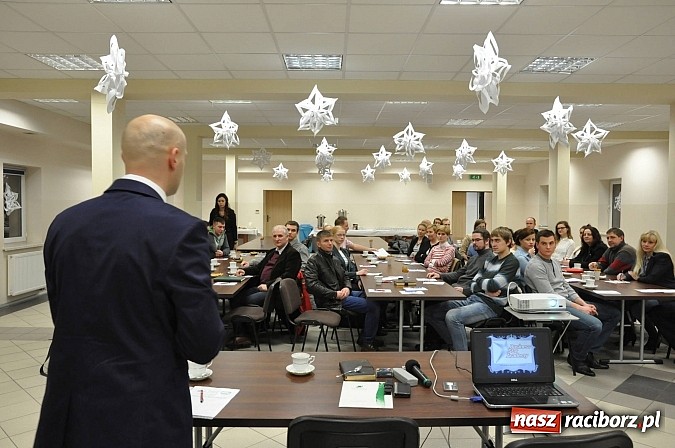 Zdjęcie w galerii na portalu naszraciborz.pl: Akademia biznesu dotarła do Pietrowic Wlk. wiadomości z regionu