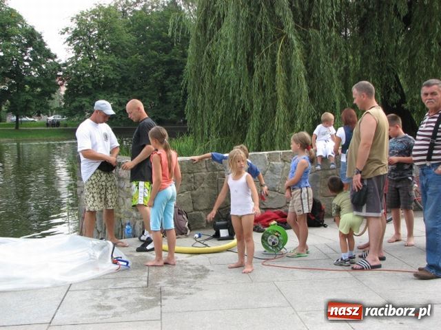 Zdjęcie w galerii na portalu naszraciborz.pl: Aqua ball nie tylko dla dzieci wiadomości z regionu
