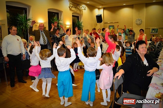 Zdjęcie w galerii na portalu naszraciborz.pl: Piękny występ bieńkowickich przedszkolaków wiadomości z regionu