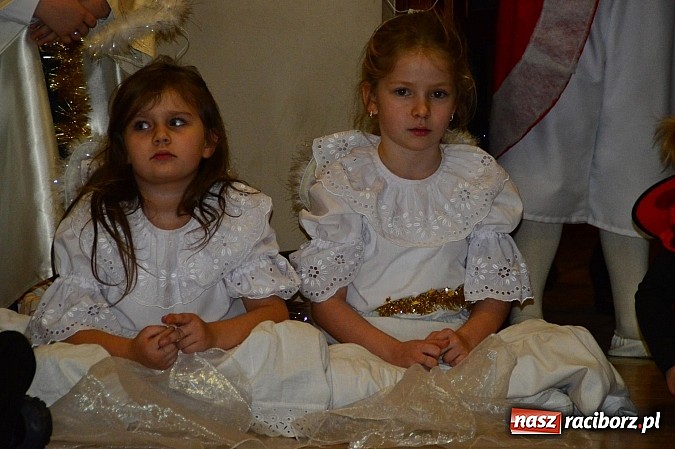 Zdjęcie w galerii na portalu naszraciborz.pl: Piękny występ bieńkowickich przedszkolaków wiadomości z regionu