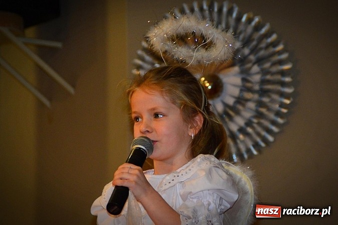 Zdjęcie w galerii na portalu naszraciborz.pl: Piękny występ bieńkowickich przedszkolaków wiadomości z regionu