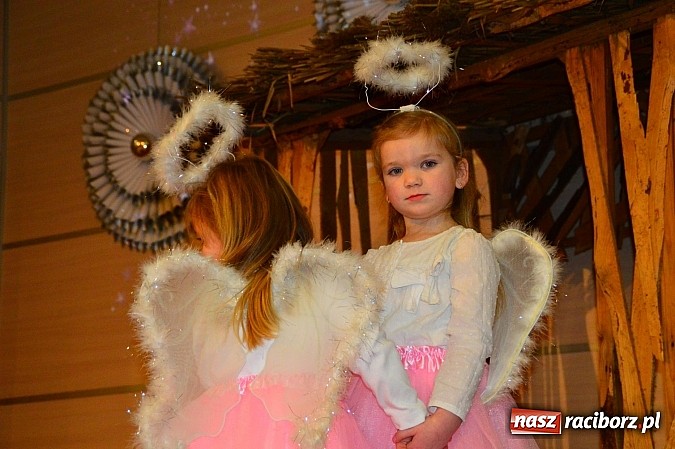 Zdjęcie w galerii na portalu naszraciborz.pl: Piękny występ bieńkowickich przedszkolaków wiadomości z regionu