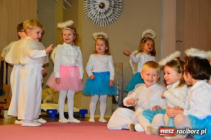 Zdjęcie w galerii na portalu naszraciborz.pl: Piękny występ bieńkowickich przedszkolaków wiadomości z regionu