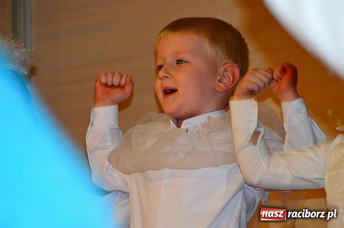 Zdjęcie w galerii na portalu naszraciborz.pl: Piękny występ bieńkowickich przedszkolaków wiadomości z regionu