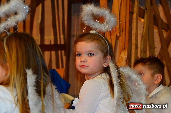 Zdjęcie w galerii na portalu naszraciborz.pl: Piękny występ bieńkowickich przedszkolaków wiadomości z regionu