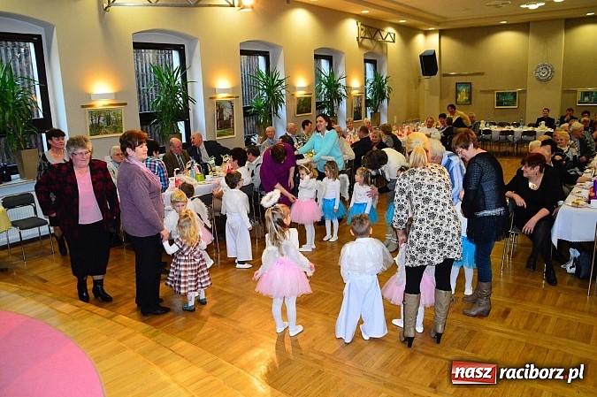 Zdjęcie w galerii na portalu naszraciborz.pl: Piękny występ bieńkowickich przedszkolaków wiadomości z regionu